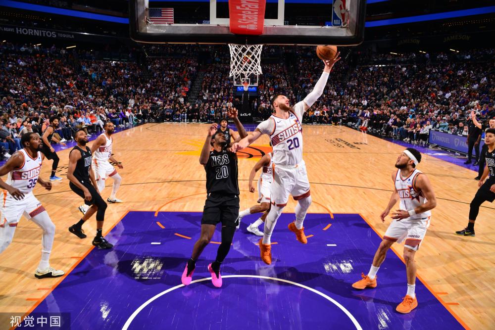 他用自己的 他用自己的