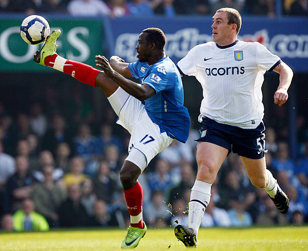 通过他的个 通过他的个